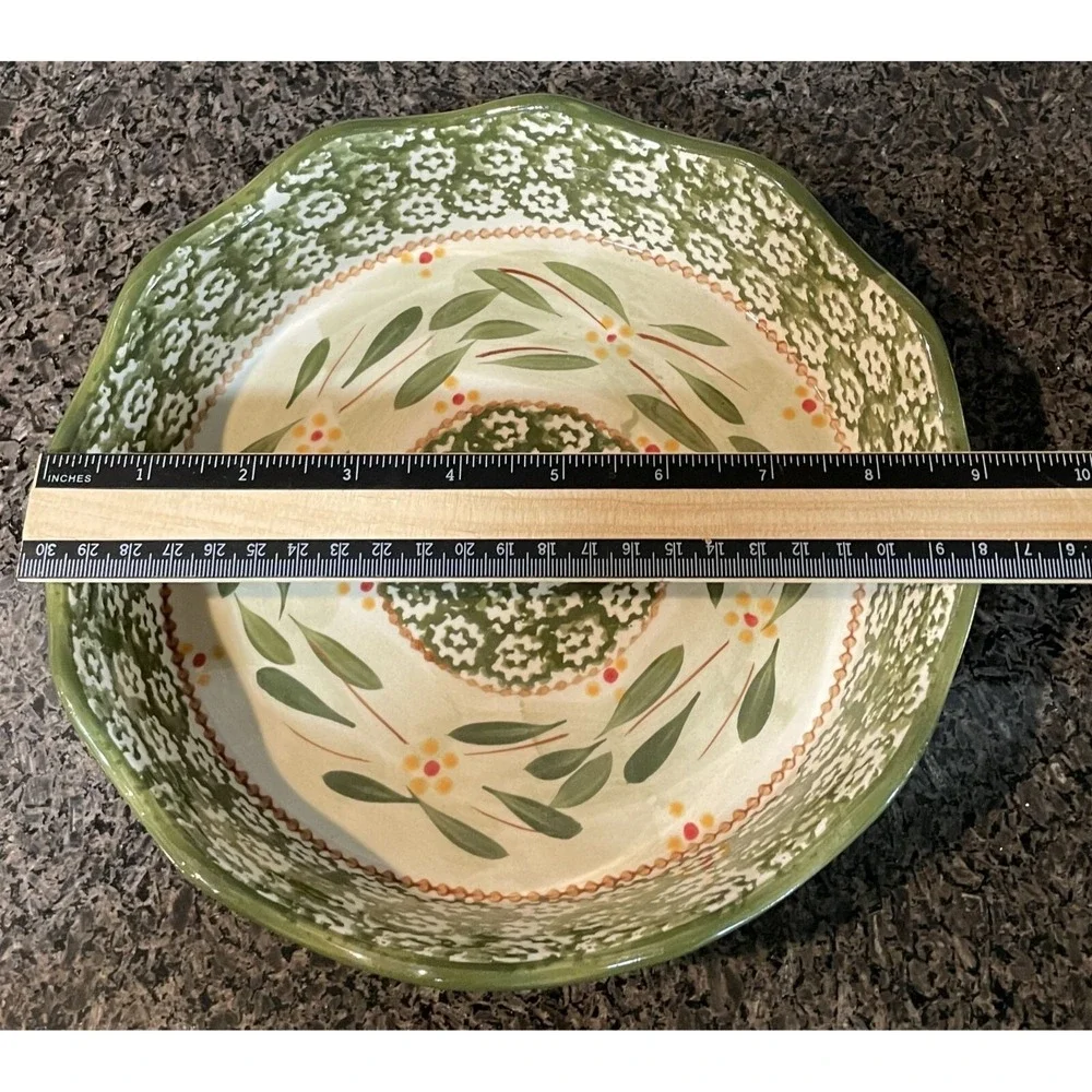 Temptations Old World Green 1 QT Ceramic Floral Baking Pie Dish‎ Scalloped Edge